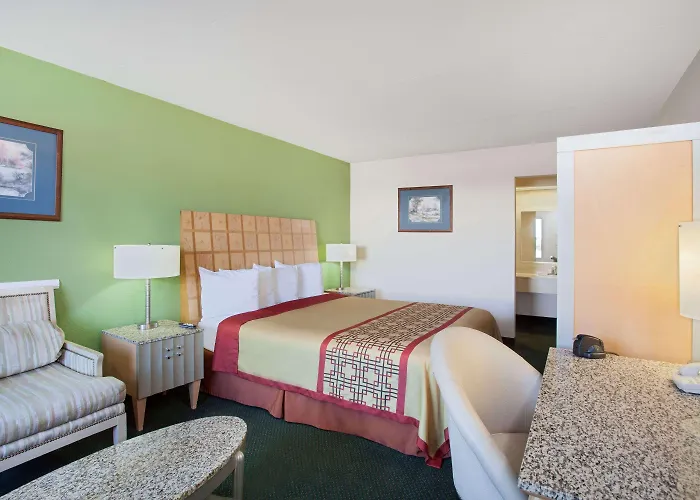Days Inn By Wyndham Greeneville